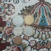 تعدادی سکه و اسکناس قدیمی ایرانی و خارجی