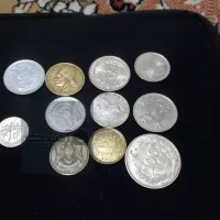۹۰ عدد سکه قدیمی ایرانی و خارجی