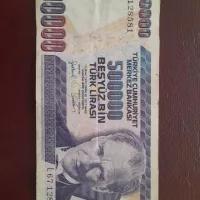 دو عدد اسکناس قدیمی 500000 لیر و 1000000 لیر ترکیه