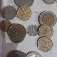 تعدادی سکه قدیمی پهلوی و جمهوری