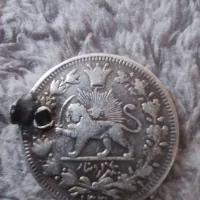 سه عدد سکه نقره قدیمی پهلوی و قاجار